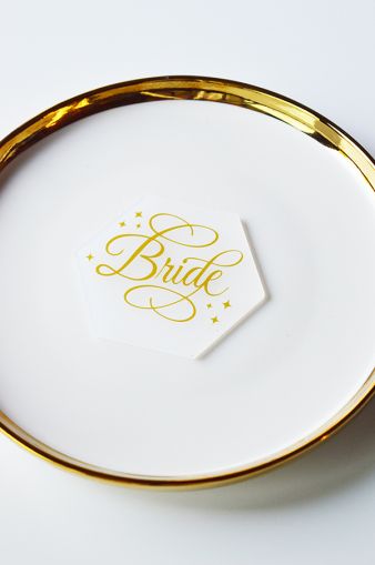 plexiglas-mat-opac-placecard-invitati-bride