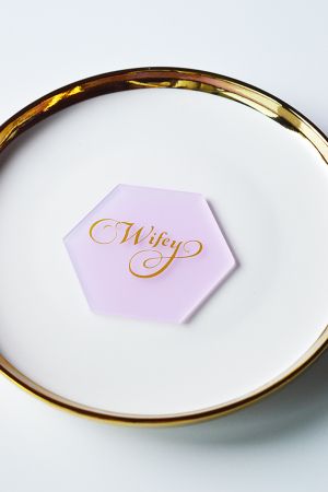 decoratiune-nunta-sotioara-wifey-plexiglas