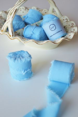 panglica-matase-albastru-deschis-cer